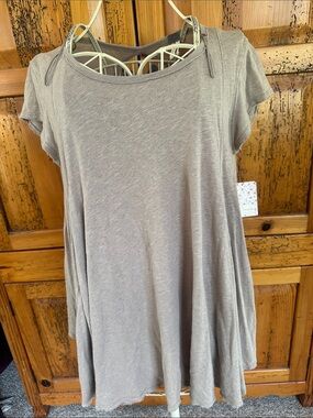 We The Free Taupe Short Sleeve Swing Tunic